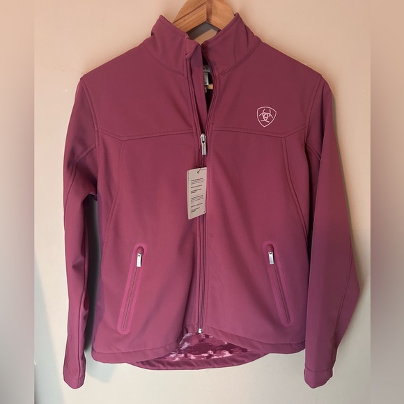 NWT Ariat Team Softshell Jacket, Color Rose Size M - Picture 4 of 15